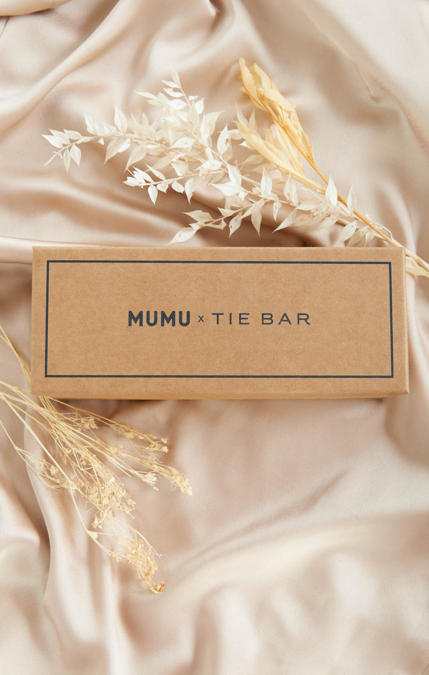 Mumu Weddings x Tie Bar Gift Box ~ Champagne Solid